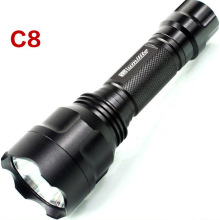 Outdoor LED C8 Long Distance Light Range Tactical Flashlight Prix d&#39;usine étanche